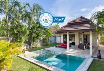 Phuket Pool Residence - Adults only allows 18 year olds to book a room