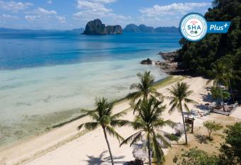 Thanya Beach Resort - SHA Plus has Balcony rooms