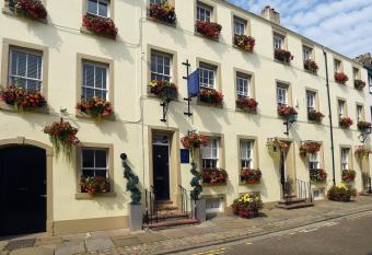 Georgian House Hotel allows 18 year olds to book a room