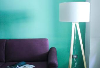 LuccaStay 18 allows 18 year olds to book a room