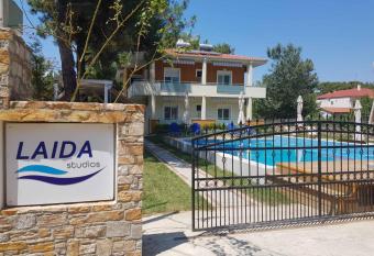 Laida studios has Balcony rooms