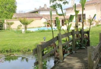 Clos Bernon allows 18 year olds to book a room