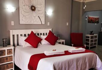 Graceland Guesthouse allows 18 year olds to book a room