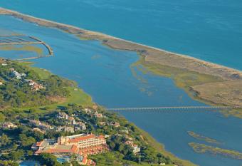 Hotel Quinta do Lago allows 18 year olds to book a room