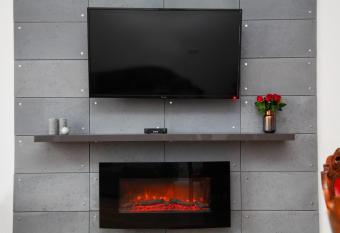 Apartament EC1     d   Fabryczna allows 18 year olds to book a room