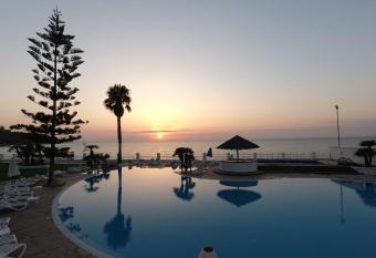 Cala Petrosa Resort allows 18 year olds to book a room