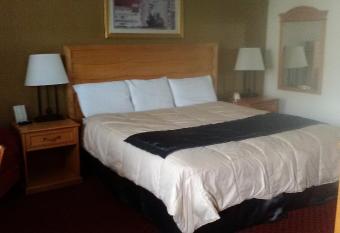 Northside Motel - Williamstown allows 18 year olds to book a room