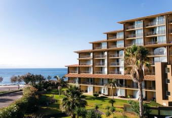 The Views Oasis has Balcony rooms