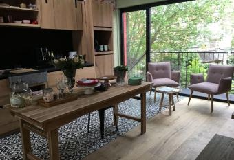 B&B PETIT PRINCE, GENT allows 18 year olds to book a room