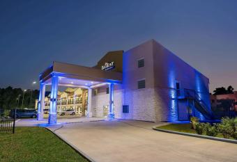 Baymont by Wyndham Kingwood allows 18 year olds to book a room