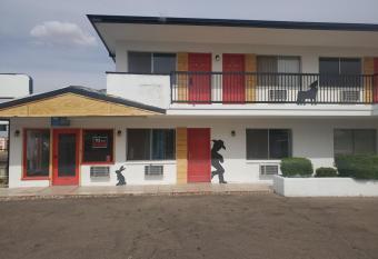 Almara Inn allows 18 year olds to book a room