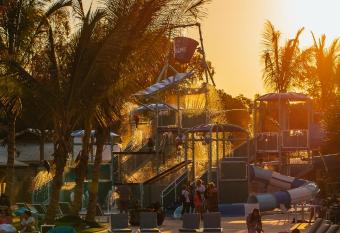 BIG4 Sandstone Point Holiday Resort Bribie Island has Balcony rooms