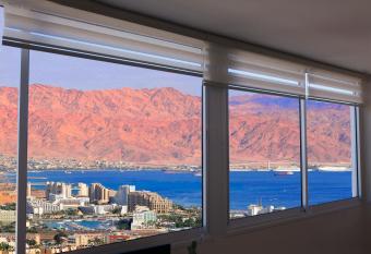                      -Oren s Place has Balcony rooms