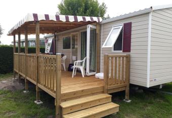 La Palmyre - Les Mathes - Mobil home 3 ch - village loisirs 4   toiles - les Charmettes has Balcony rooms