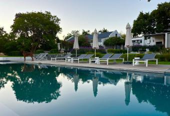 Tempel Wines has Balcony rooms