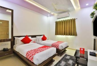 Flagship Hotel Navjivan allows 18 year olds to book a room