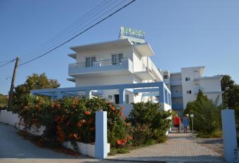 Elpida Beach Studios allows 18 year olds to book a room