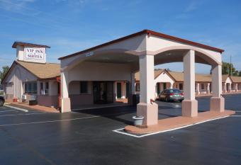 Vip Inn & Suites has Smoking rooms