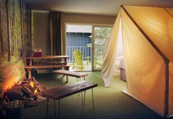 Basecamp Tahoe South has Balcony rooms