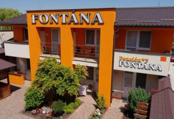 Penzi  n FONT  NA has Balcony rooms