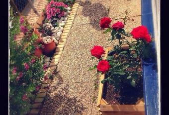 Hostal Puerto de Santa Maria has Balcony rooms