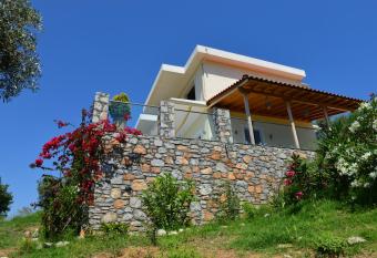 Melina Skiathos has Balcony rooms