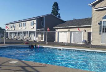 Fox Motor Inn allows 18 year olds to book a room