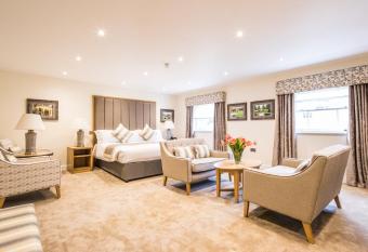 The H Boutique Hotel allows 18 year olds to book a room