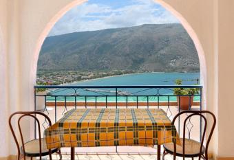 Panorama Plataria Ionio Studios&Apartments has Balcony rooms