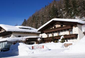 Berghotel Hois has Balcony rooms