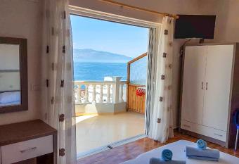 Saranda Rooms allows 18 year olds to book a room