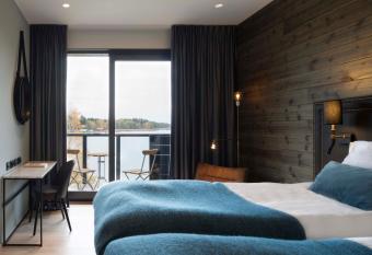 Marholmen allows 18 year olds to book a room