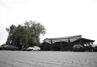 Hanul lui   int   has Balcony rooms