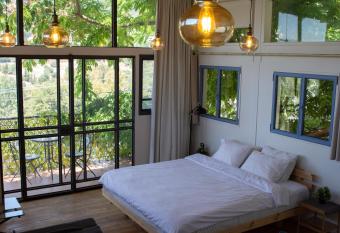 Harmony Inn has Balcony rooms