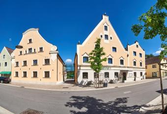 Gasthof Gigl has Balcony rooms
