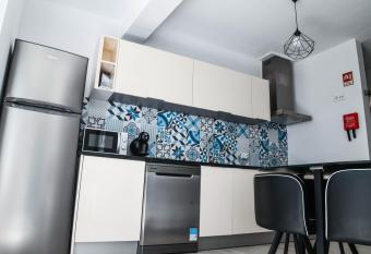 Sailor s House allows 18 year olds to book a room