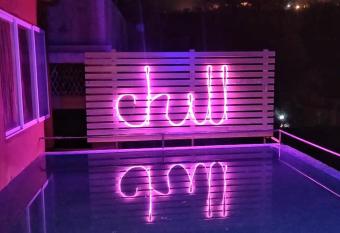 Villa 408-Dr Wade in Royal Palms Mumbai has Balcony rooms