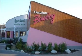 Penzion Bowling allows 18 year olds to book a room