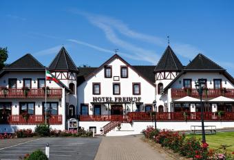 Hotel Freihof allows 18 year olds to book a room