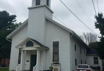 Pearl Island B & B allows 18 year olds to book a room