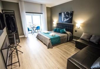 B&B Art House allows 18 year olds to book a room