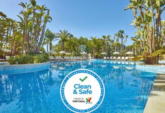 Ria Park Hotel & Spa allows 18 year olds to book a room