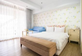 Star Hotel has Balcony rooms