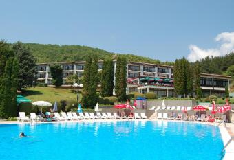 Hotel Makpetrol Struga has Balcony rooms