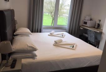 The Lake House allows 18 year olds to book a room