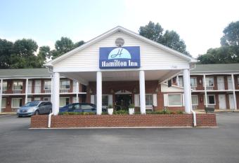 Hamilton Inn Jonesville I-77 has Smoking rooms
