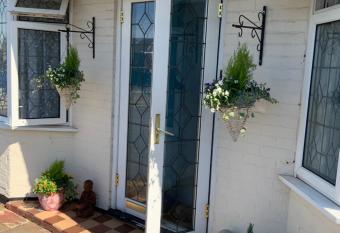 Stanwell Stansted Airport allows 18 year olds to book a room