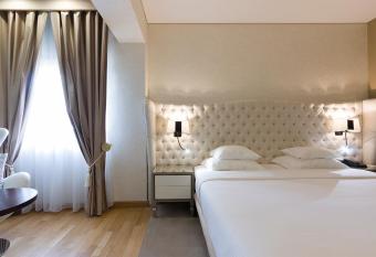 Hotel Meira has Balcony rooms