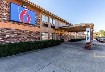 Motel 6 Troy allows 18 year olds to book a room