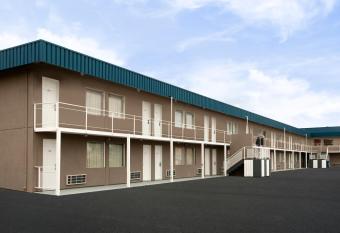 SkyView Swift Current has Balcony rooms